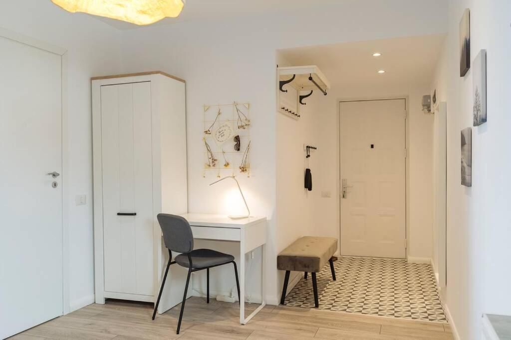 Sunny 2Br Flat - Old Town View Daire Bükreş Dış mekan fotoğraf