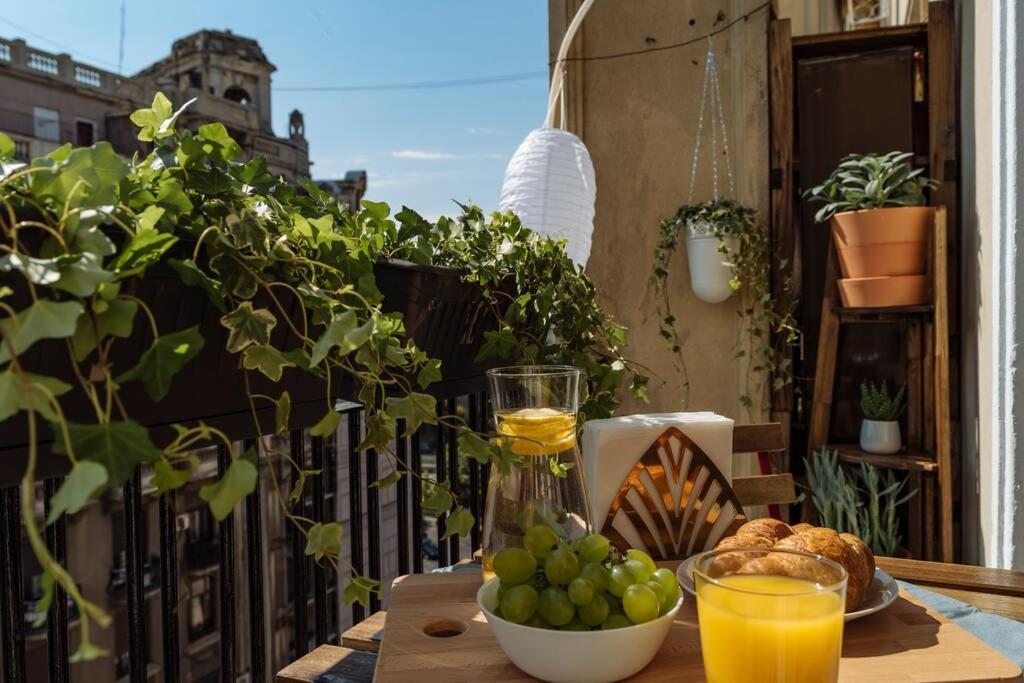 Sunny 2Br Flat - Old Town View Daire Bükreş Dış mekan fotoğraf